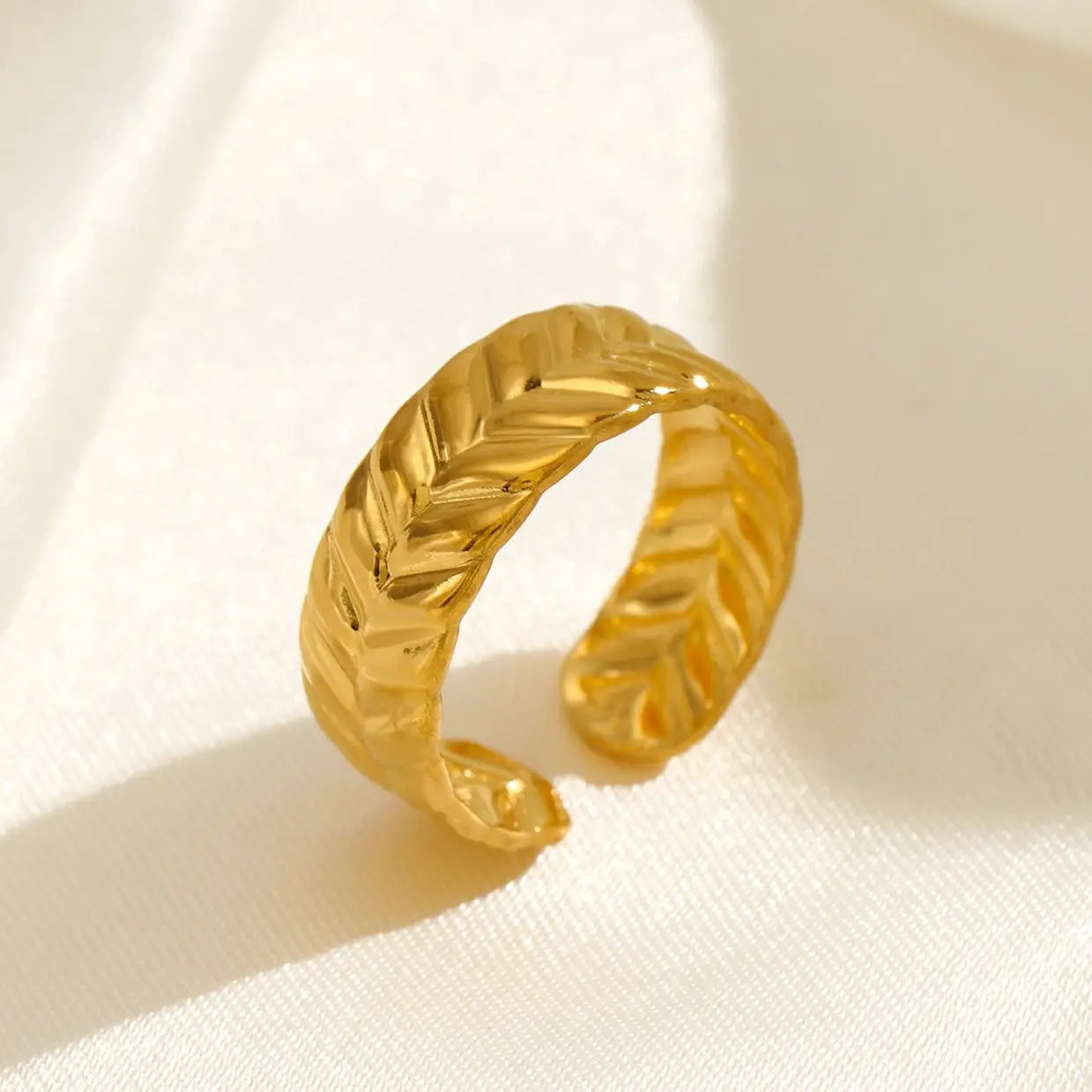 Stainless Steel Rings for Women Gold Color Women's Ring Female Male Luxury Jewelry Accessories